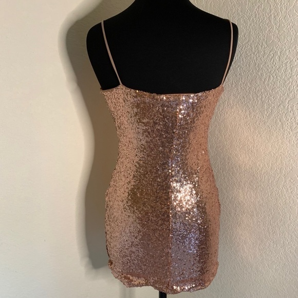 𝅺mind Code Rose Gold Sequin Sparkle Mini Bodycon Sexy Dress Size Medium (1114) - Picture 3 of 10